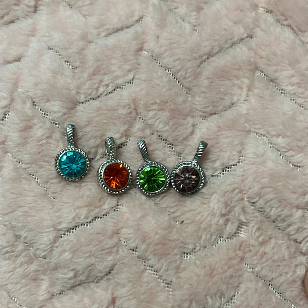 Necklace pendants